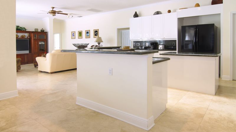 Adding Outdoor Rugs in Bradenton FL Can Add Color and Definition to Outdoor Living Areas