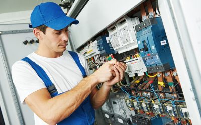 What to Expect When You Hire a Licensed Electrician Chicago IL for Home Projects
